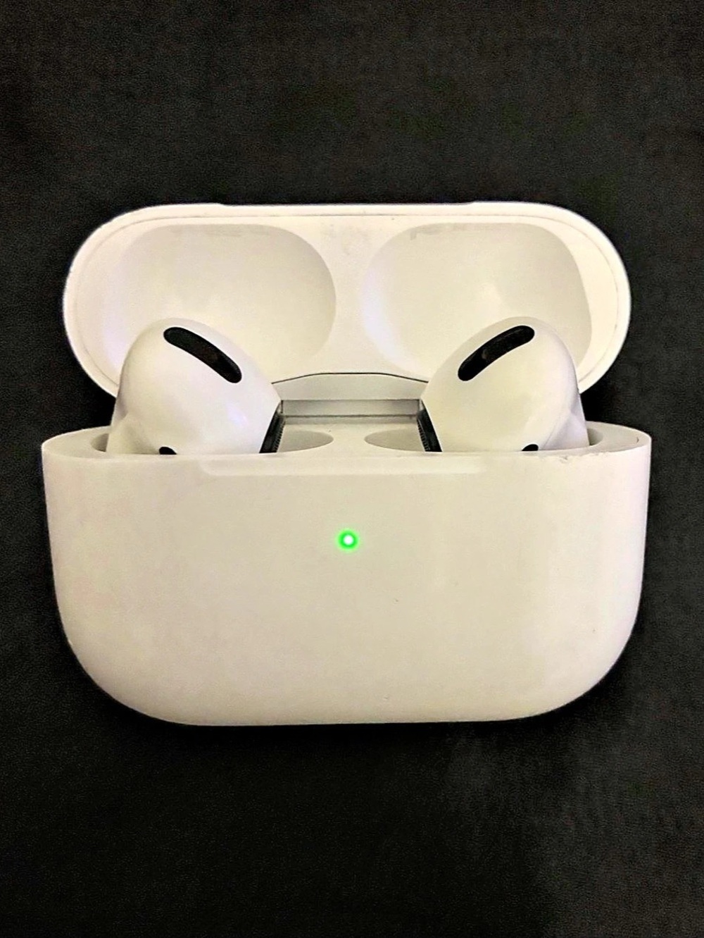 Apple AirPods Pro (1st Generation)